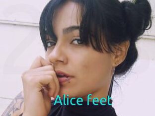 Alice_feet