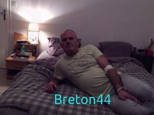 Breton44