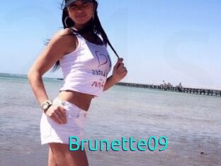 Brunette09