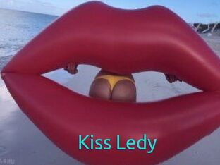 Kiss_Ledy