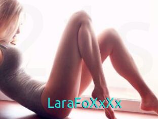 LaraFoXxXx