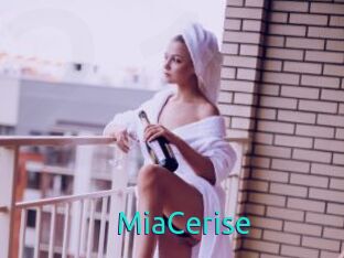 MiaCerise
