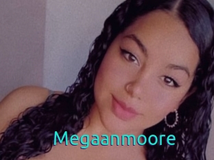 Megaanmoore