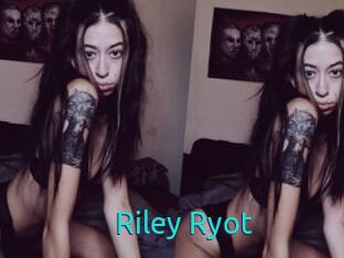Riley_Ryot