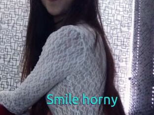 Smile_horny